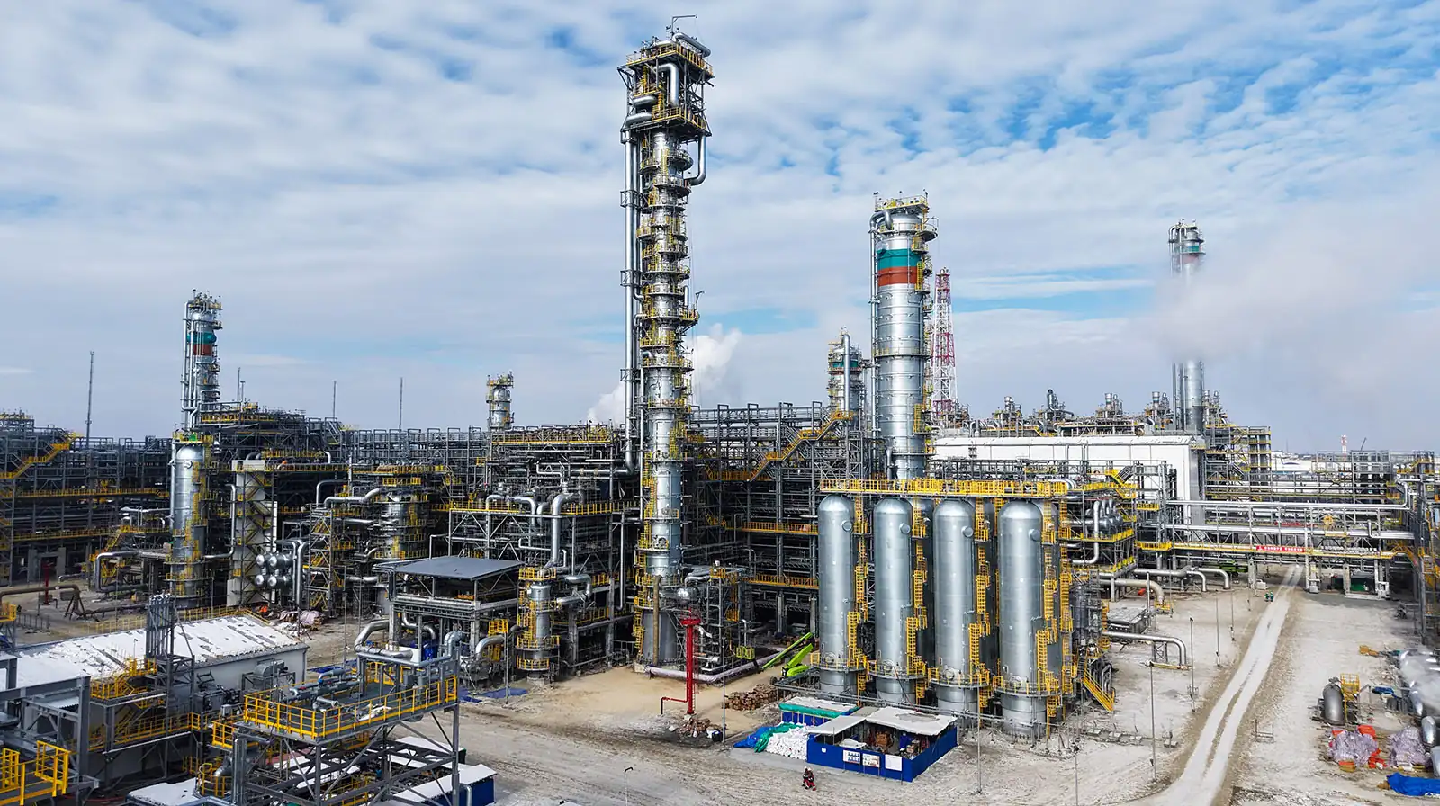 «Амурский газохимический комплекс» заявил о 100% готовности к запуску