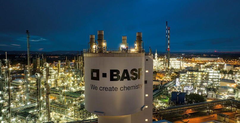 BASF разработал полимерный компаунд с переработанным ПЭТ для автопрома